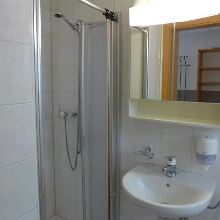 Holiday home Niederried Sleeps 12 Air Con Wifi *